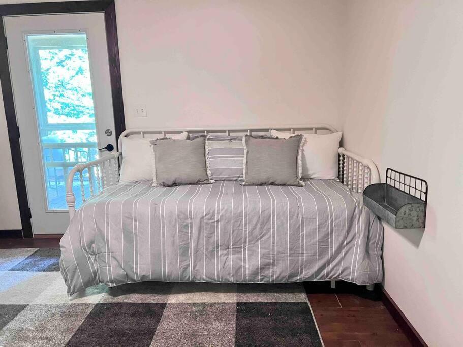 Close To Lake Blue Ridge, Hot Tub, Swing Beds Morganton Esterno foto