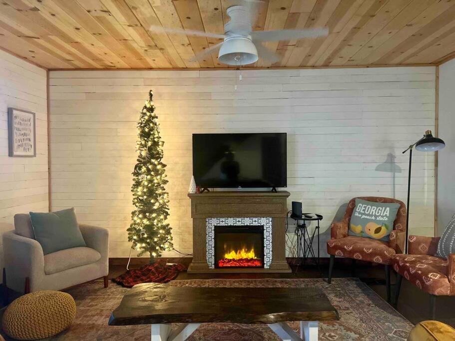 Close To Lake Blue Ridge, Hot Tub, Swing Beds Morganton Esterno foto